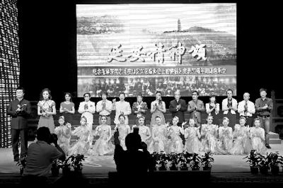 堅持“二為”方向，繁榮文藝創(chuàng)作